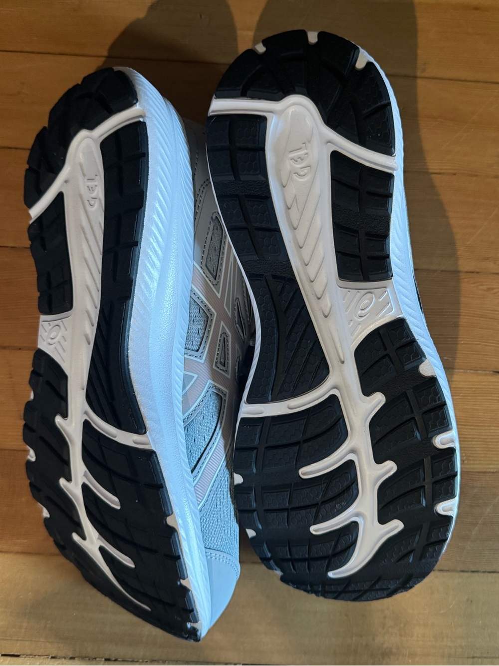 NWT ASICS Ortholite Sneakers - Picture 3 of 4